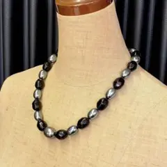ヴィンテージ　ネックレス　グレー　ブラック　光沢