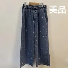 美品【大人気完売品しまむら】花柄刺繍 ストレートデニムのサムネイル