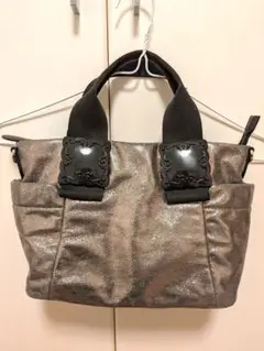 ANNA SUI シルバー トートバッグ