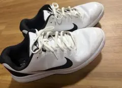 【クリーニング済】NIKE ゴルフシューズ ホワイト ブラック　28.5のサムネイル