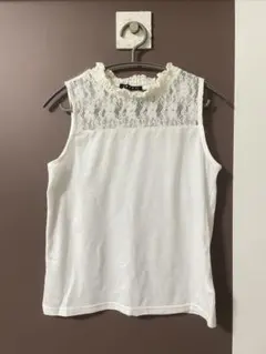 INGNI レース付きホワイトノースリーブ