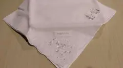 ブルーミング中西　ホワイトハンカチ　　スズラン刺繍のサムネイル