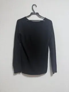 【美品】AZULのVネック ケーブル編みニットトップス