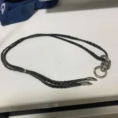 ビルウォールレザー　Lion pendant