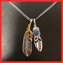 シルバーカラーのダブルフェザー（２枚羽）のネックレス⭕️商品説明必読