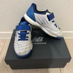 umbro サッカーシューズ ホワイト/ブルー