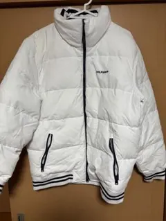 ホワイト ダウンジャケット