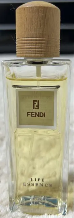 2026年最新】フェンディー ライフエッセンスの人気アイテム - メルカリ