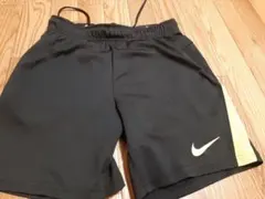 Nike Dri-FIT 半ズボン Mサイズ
