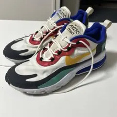 ナイキ Air Max 270 React