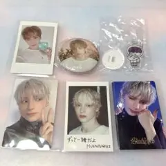 ACT:TOMORROW トレカ　缶バッジ　アクリルスタンド　ヒュニンカイ