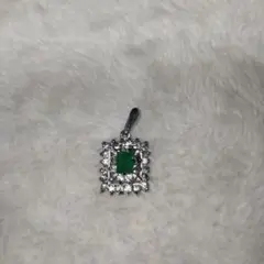 エメラルド ジルコニア ペンダントトップ