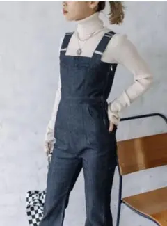 Item thumbnail for item dd083b3c-e84a-4f93-8f33-40bca0655596