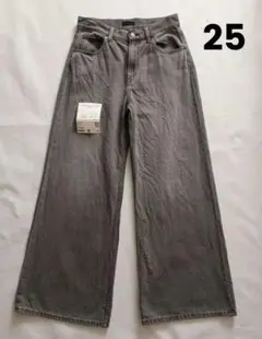 【匿名配送】UNIQLO ドレープワイドフレアジーンズ デニム グレー 25