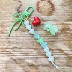 ハンドメイドキーホルダー くまりぼんグリーン