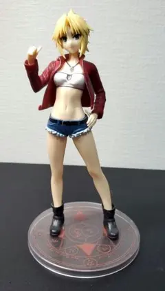 モードレッド　赤のセイバー