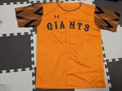 読売ジャイアンツ　レプリカユニフォーム　UNDER ARMOUR