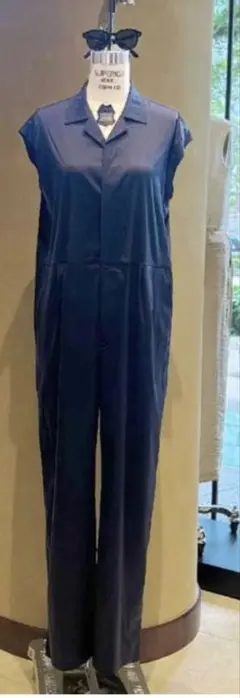 コンテ　conte 辺見えみり　オールインワン　ネイビー