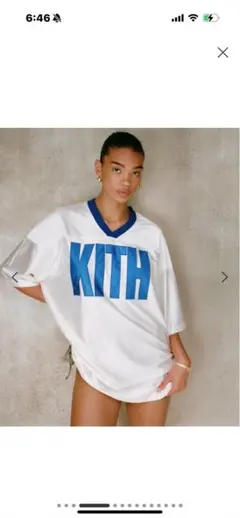 KITH ホワイトブルー VネックTシャツ