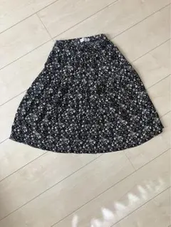 美品★ザラキッズ　スカート　134