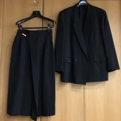 コムサデモード　スーツレディース