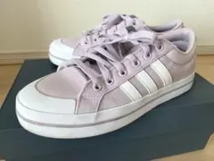 adidas キャンバススニーカー　24.5センチ