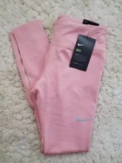 ヨガウェア ナイキ