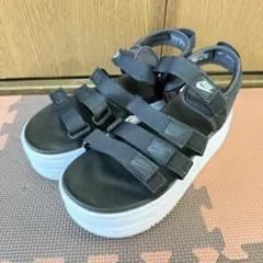 ナイキ　サンダル　27㎝　Nike　アイコンクラシックサンダルのサムネイル