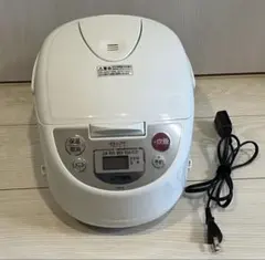ヤマダセレクト 5.5合炊き 炊飯器 YEC-M10G1 - メルカリ