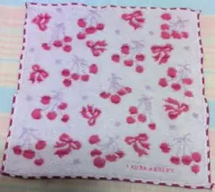 LAURA ASHLEY タオルハンカチ