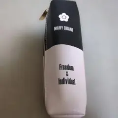 MARY QUANT ポーチ