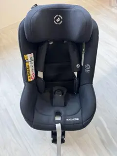 Maxi-Cosi Stone ISOFIX 回転式チャイルドシート ブラックのサムネイル