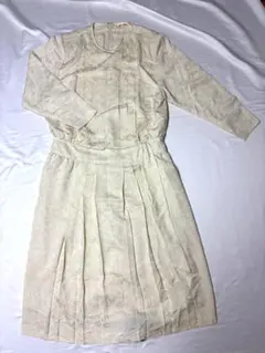 東京ソワール【petit carina】　花柄パーティードレス