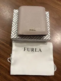 FURLA 二つ折り財布 ピンクベージュ　最終値下げ‼️