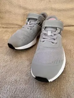 Nike キッズ スニーカー グレー/ピンク21.5㎝
