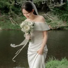 オフショルダー ホワイトウェディングドレス XS