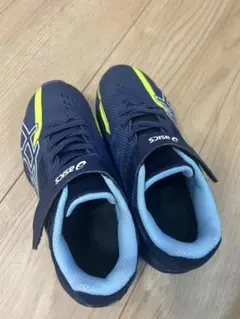 【室内利用のみ】19cm ASICS スニーカー LAZERBEAM