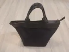 BARNEYS NEWYORK 黒キャンバスとレザートートバッグ