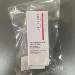 SHISEIDO エッセンス　スキングロウ　ファンデーション220 Linen