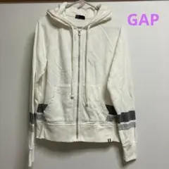 GAP パーカー⭐︎