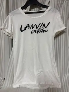 ランバンオンブルー　ブローチ付きTシャツのサムネイル