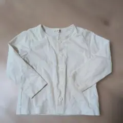 ホワイト ボタン付き カーディガン