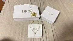 Christian Dior CDロゴ ハートチャーム ネックレス ゴールドのサムネイル