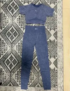 Bo+TEE ダークブルー クロップトップ レギンスセット