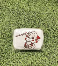 ペコちゃん　ニコイチポーチ　不二家　キティ　スマイルスイッチ　ポーチ　新品未開封のサムネイル