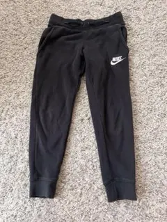 NIKE ナイキ　XS 黒　スウェットパンツ　ジョガーパンツ　スポーツ　ズボン