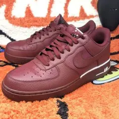 美品 ナイキ エアフォース1ローチームレッド