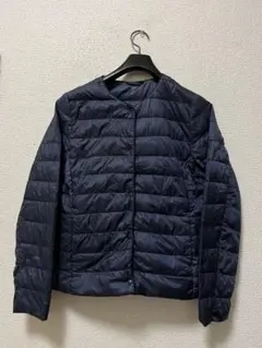 ユニクロ　ウルトラライトダウン　/M　ダークネイビー　ダウン90%　ノーカラー