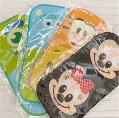 ディズニー　ミニ　タオルハンカチ　新品　4枚セット