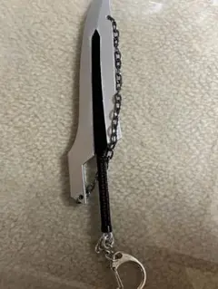 武器モチーフ キーホルダー 剣　BLEACH